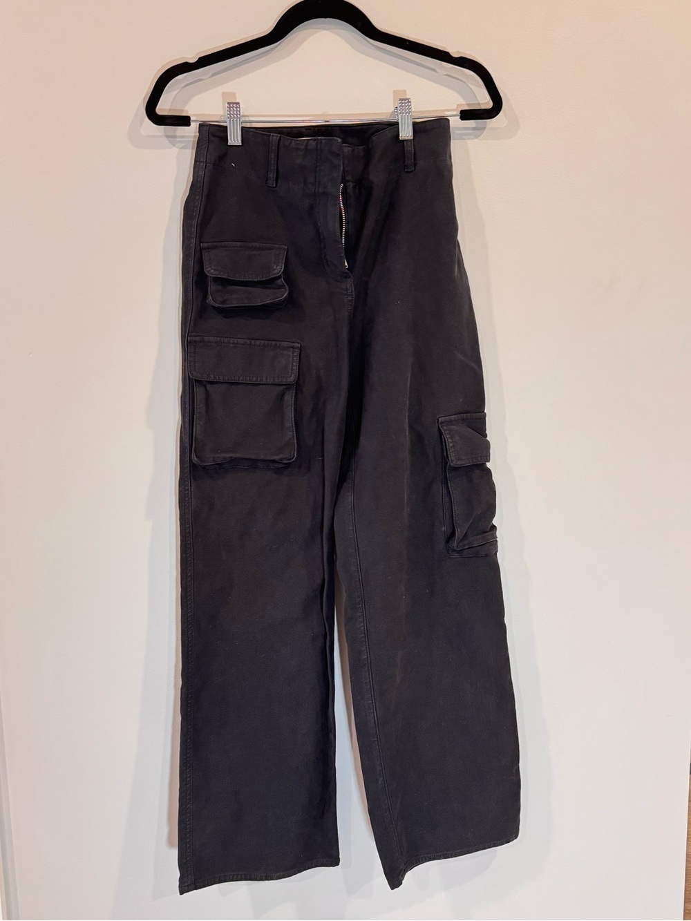 Aritzia black cargo utility pants Wilfred Free
